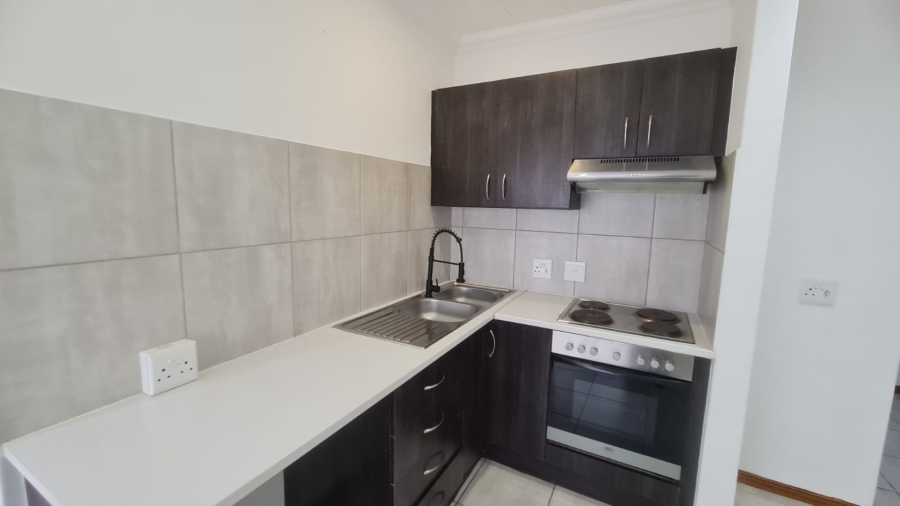 To Let 2 Bedroom Property for Rent in Hagley Western Cape